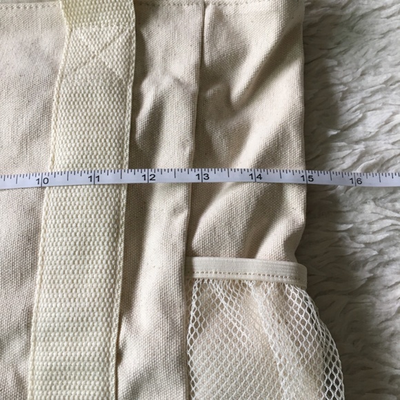 Canvas backpack. - Picture 2 of 9